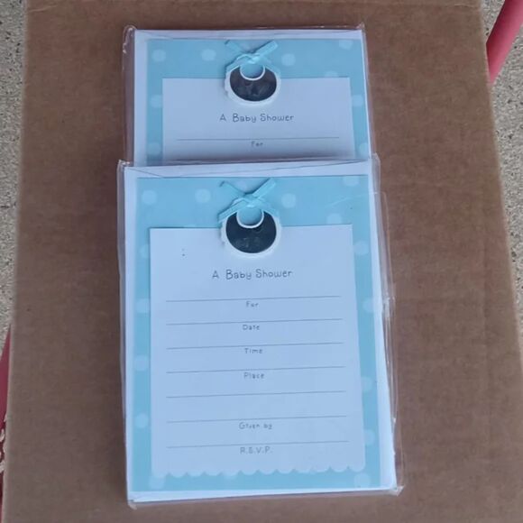 Baby Shower Invitation Kit makes 8 Invitation - Picture 3 of 4